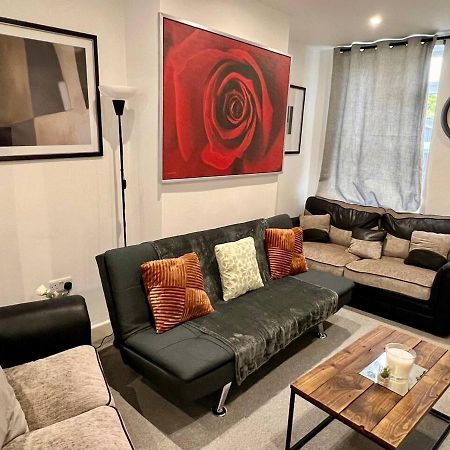 4 Bedroom Terrace House Веллінгборо Екстер'єр фото