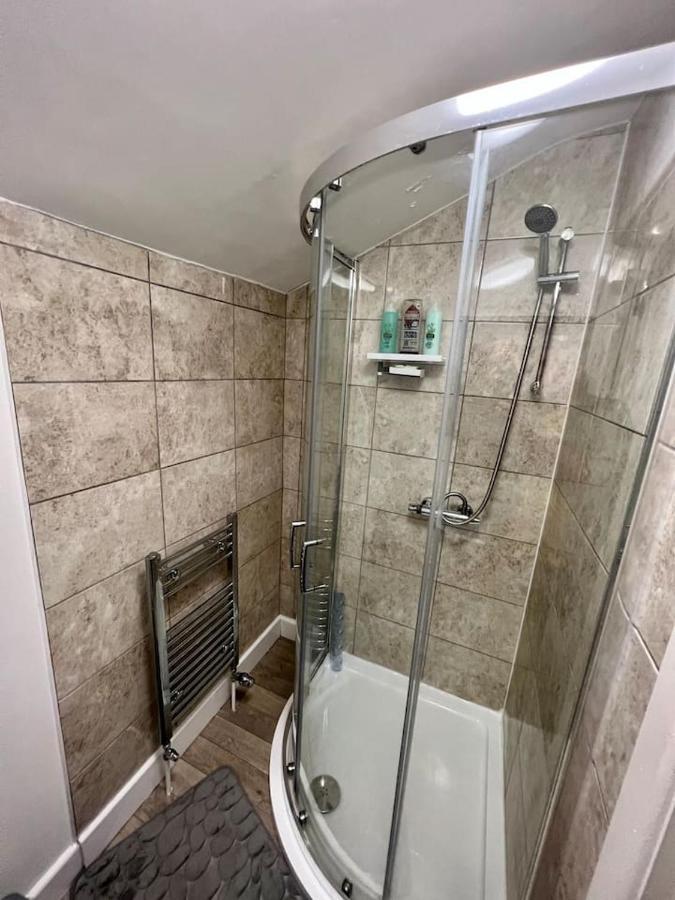 4 Bedroom Terrace House Веллінгборо Екстер'єр фото